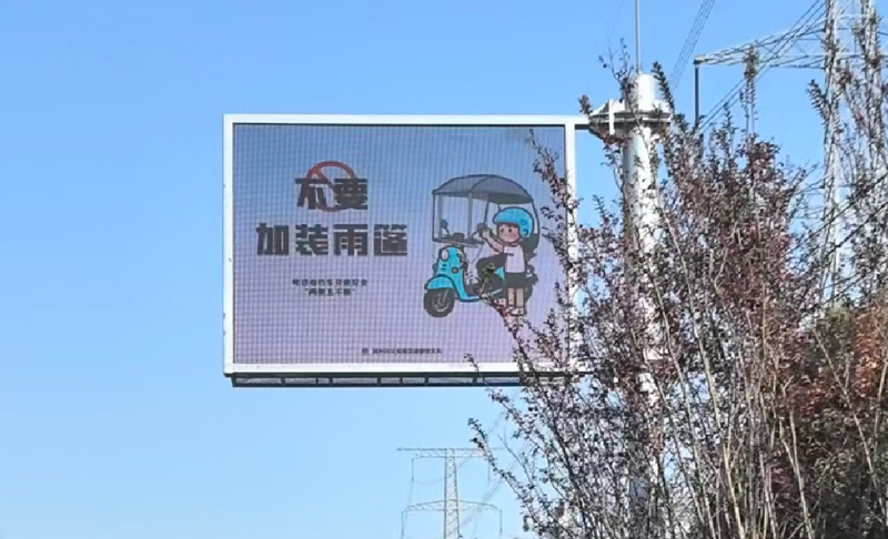 03.jpg